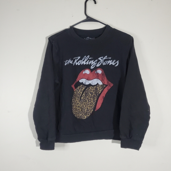 the Rolling Stones Tops - The Rolling Stones Black Crewneck Sweatshirt Leopard Print Size Juniors Large